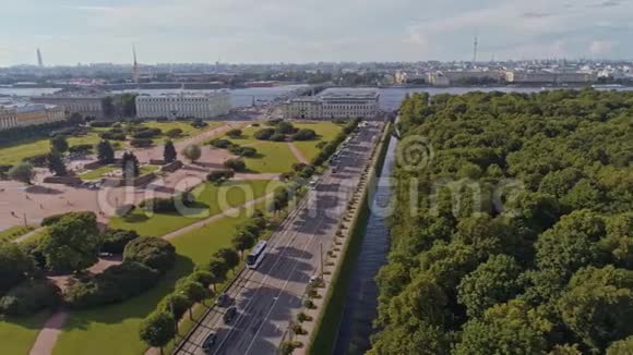 圣彼德堡城市航空河桥景观视频的预览图