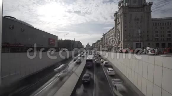 莫斯科城市汽车交通时间视频的预览图