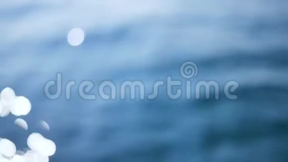 波克反射从阳光表面的海浪视频美丽的小夜曲背景可怕的视频视频的预览图