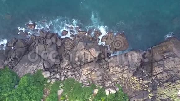 美丽的热带自然无边的蓝色海洋海岸视频的预览图
