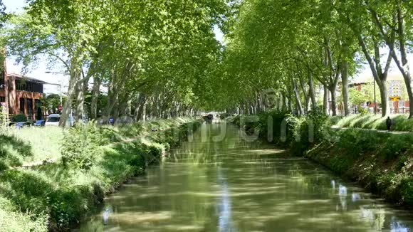 法国图卢兹市杜米迪运河视频的预览图