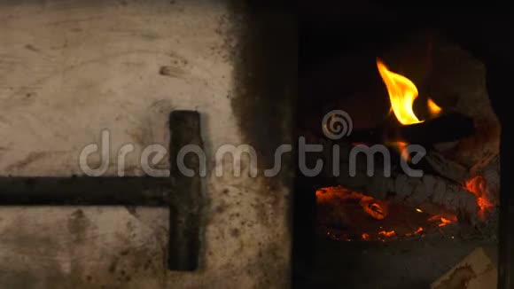 木鸦火火如地狱视频的预览图