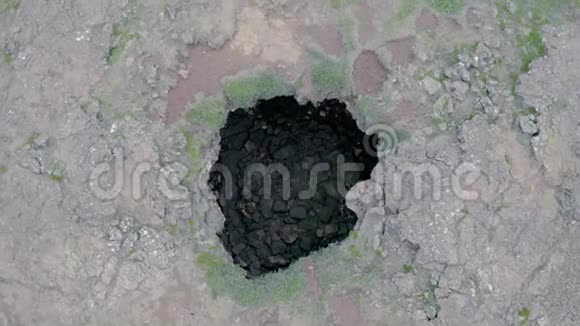 拉乌法霍尔希尔熔岩洞视频的预览图
