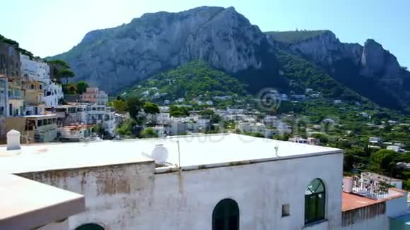 卡普里岛俯瞰意大利视频的预览图