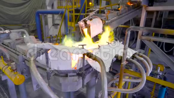 冶金厂设备要素视频的预览图