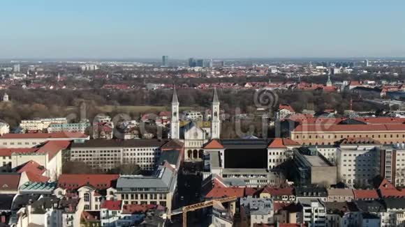 慕尼黑大城市有许多不同的建筑和建筑4K视频的预览图