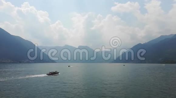 意大利北部的科莫湖从Balbianello别墅观看视频的预览图