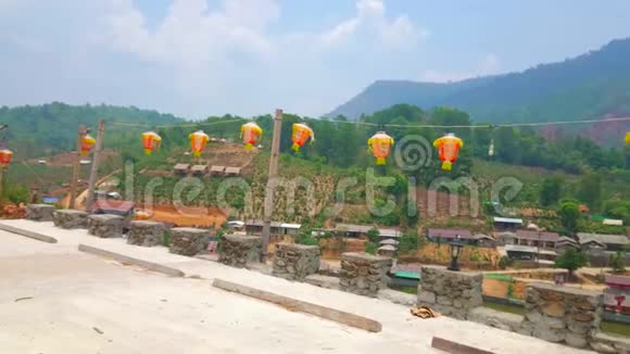 泰国堡垒墙上的班拉泰村全景视频的预览图