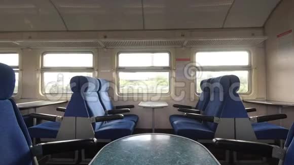 火车空座火车开动视频的预览图