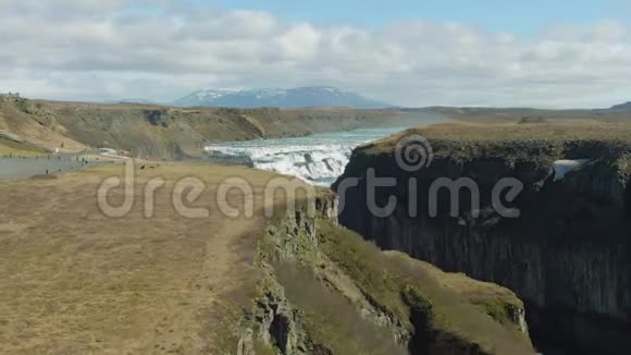 海鸥瀑布冰岛空中观景台视频的预览图