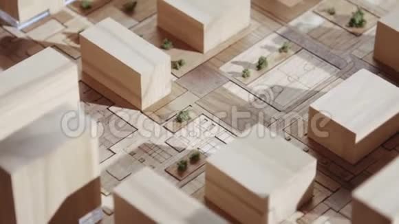 城市庭院及屋顶手工制作计划视频的预览图