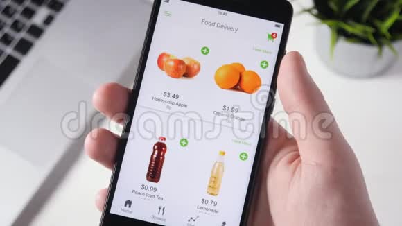 使用智能手机应用程序在线订购食物视频的预览图