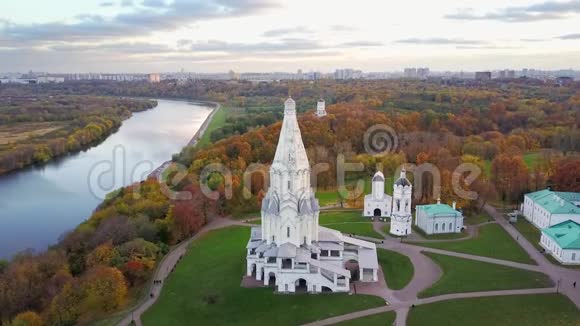 俄罗斯莫斯科科洛门斯克耶公园教堂视频的预览图