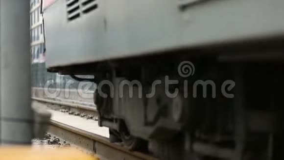 列车接近通过视频的预览图