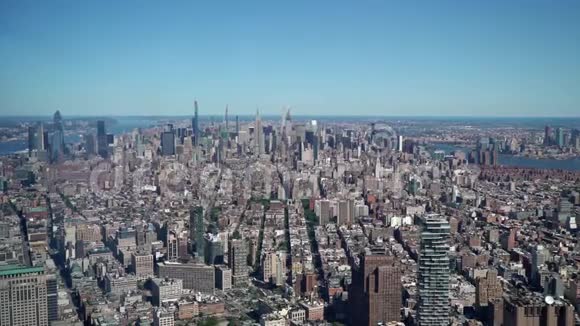 纽约市的空中景色曼哈顿中城的塔楼视频的预览图