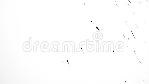 白色液体油漆飞溅的艺术极简主义背景视频的预览图