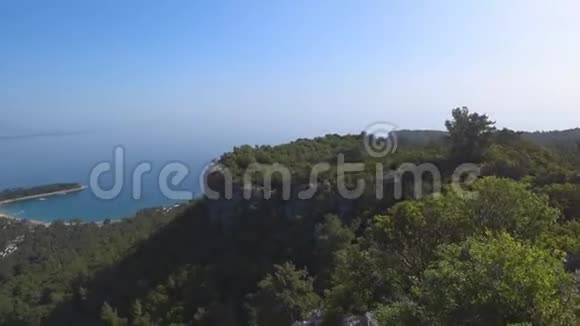 土耳其凯默从卡利什山俯瞰凯默市观点手握视频的预览图