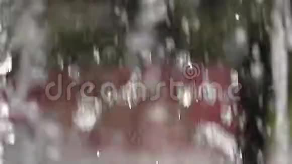 水幕背景水滴落下来视频的预览图