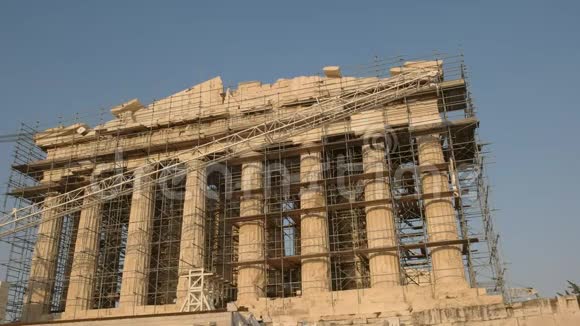 希腊雅典的帕特农神庙前面视频的预览图