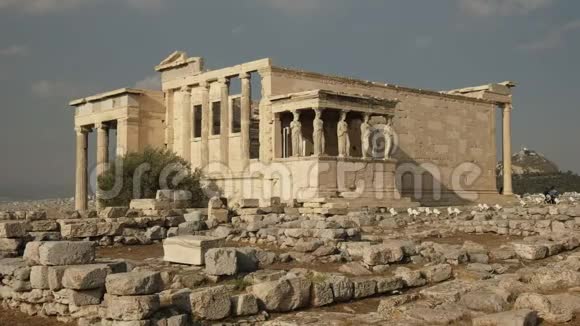 希腊雅典埃雷奇翁的广角镜头视频的预览图