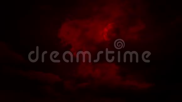 云移回露红月视频的预览图