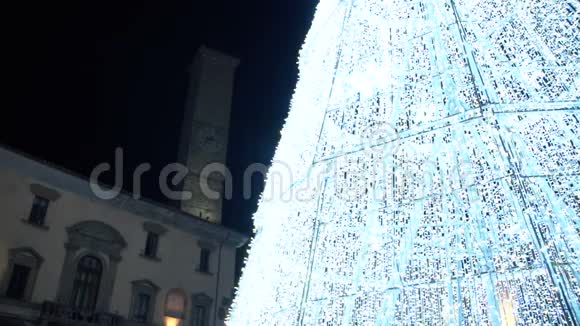 圣诞灯是旧城FDV的神秘气氛视频的预览图