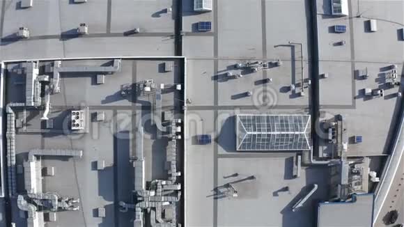 商场屋顶风管通风系统视频的预览图