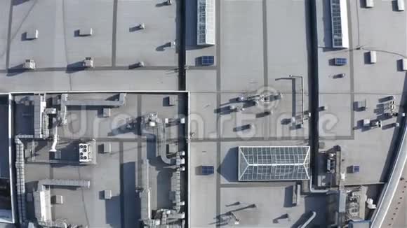 轻型隧道结构工业建筑屋顶的航空测量视频的预览图