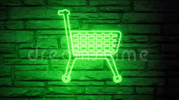 绿色购物车霓虹灯闪烁在砖块背景上购物优惠优惠背景视频的预览图