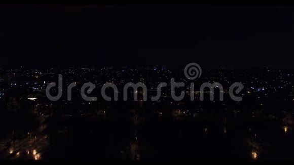 夜间洛杉矶城市景观视频的预览图