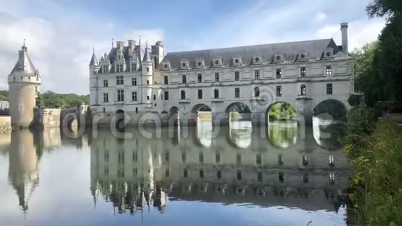 卢瓦尔河谷Amboise附近的ChateaudeChenonceau视频的预览图