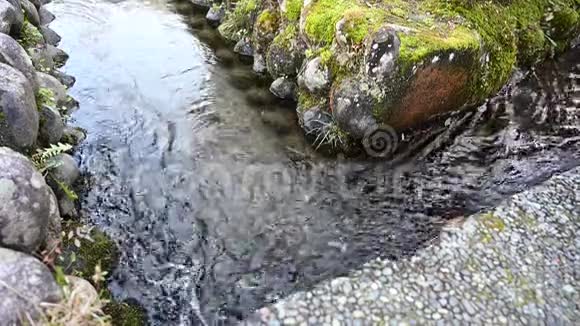清洁Shimabara市的水管视频的预览图