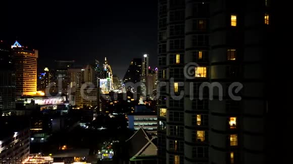 曼谷SukhumvitNana地区天际线的时间流逝之夜视频的预览图