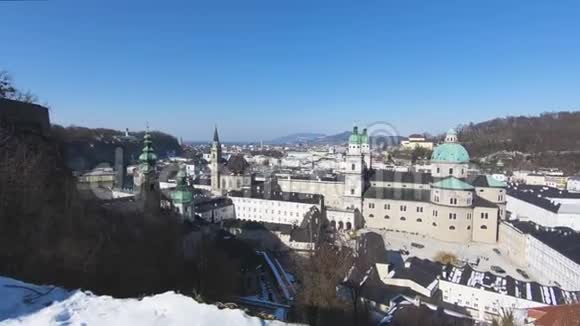 萨尔茨堡奥地利老城市的天际线视频的预览图