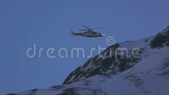 直升机白山视频的预览图