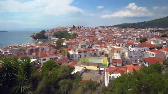 希腊的斯基阿托斯小镇视频的预览图