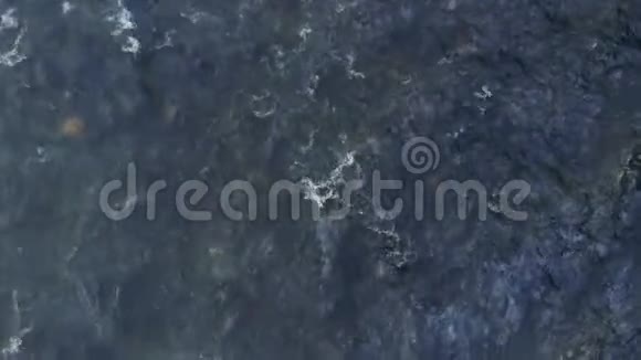 四波特瀑布的鸟瞰图视频的预览图