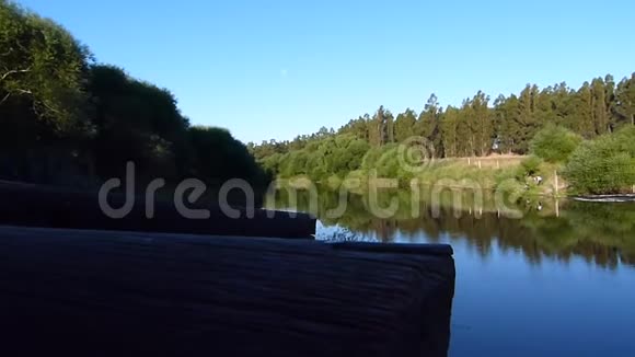 奎肯河全景视频的预览图