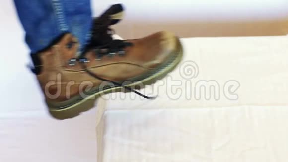 男鞋鞋带视频的预览图