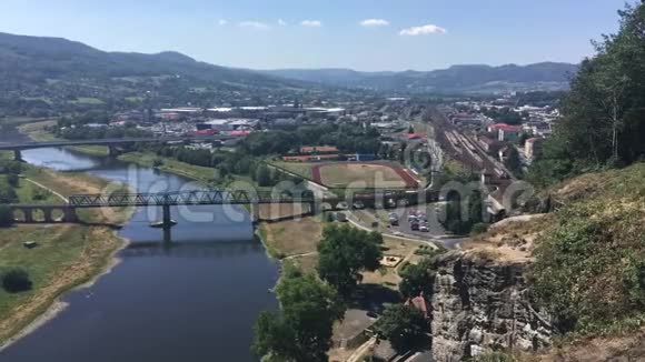 捷克共和国德钦从上看城市全景视频的预览图