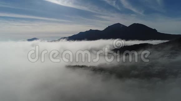 雾在山里移动视频的预览图