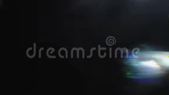光线泄漏霓虹灯网络朋克梦幻的灯光背景视频的预览图