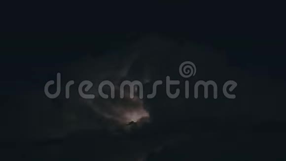 雷电风暴云视频的预览图