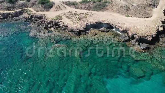 地中海沿岸塞浦路斯鸟瞰视频的预览图