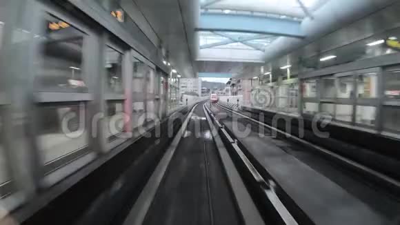 4轨道交通高架列车超移现代地铁台北之旅视频的预览图