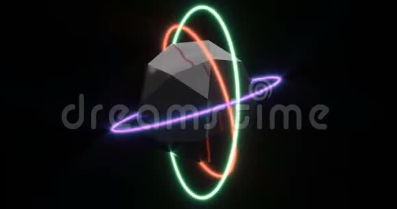 霓虹灯模糊霓虹灯环围绕一个黑色的多面体旋转能够实现无缝环视频的预览图