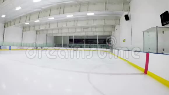 空冰球场4k视频的预览图