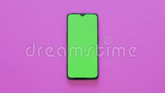 绿色屏幕一款粉色背景的现代智能手机视频的预览图
