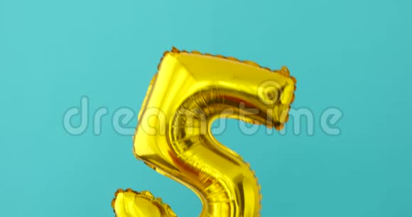 蓝色金箔5号庆祝气球视频的预览图