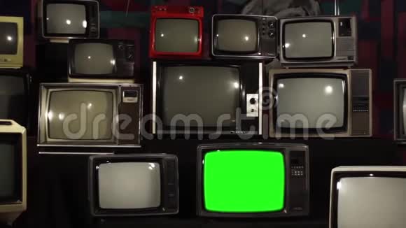 许多TVS与绿色屏幕视频的预览图